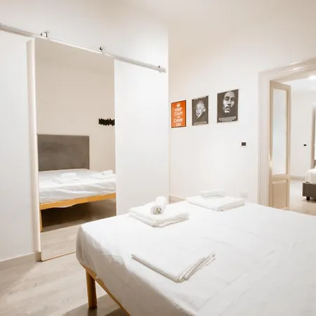 Apartamento Cavour 231 Big House Bari Exterior foto
