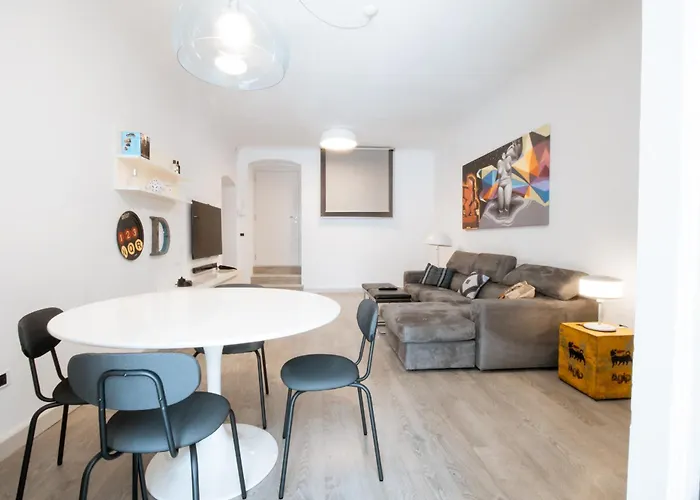 Cavour 231 Big House